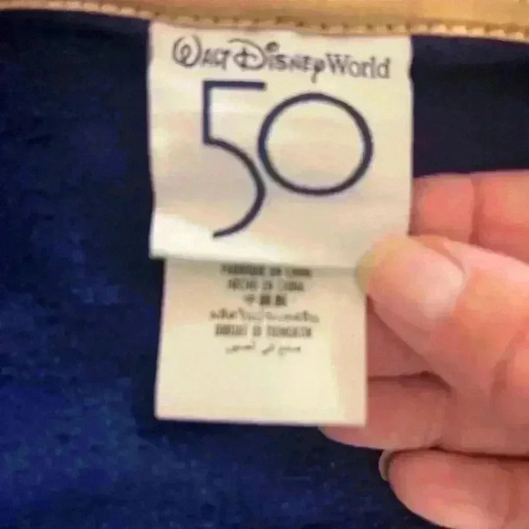 Walt Disney World 50th Anniversary Mickey
Mouse & Friends Ladies Zip Hoodie Med - Picture 6 of 14